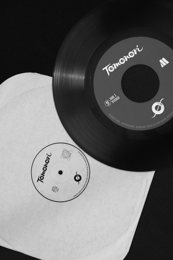 Tomonori branding
